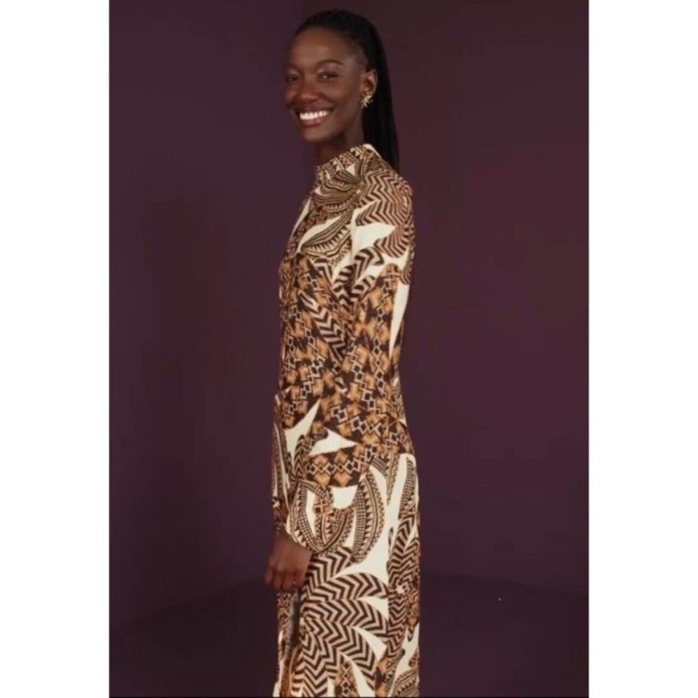 Farm Rio Midi Dress M Bodycon Long Sleeve Tropical Sand Yawanawa Vanahu Size M - Picture 4 of 16